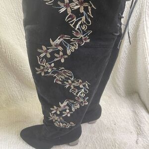Qupid fabric suede black over the knee  heel boots floral embroidery accent SZ9